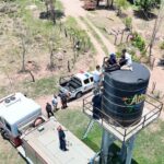 Rescatan a adolescente atrapada en un tinaco en Acaponeta